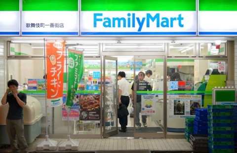 Things In Japanese Supermarkets That Just Make Sense (and Should Become 